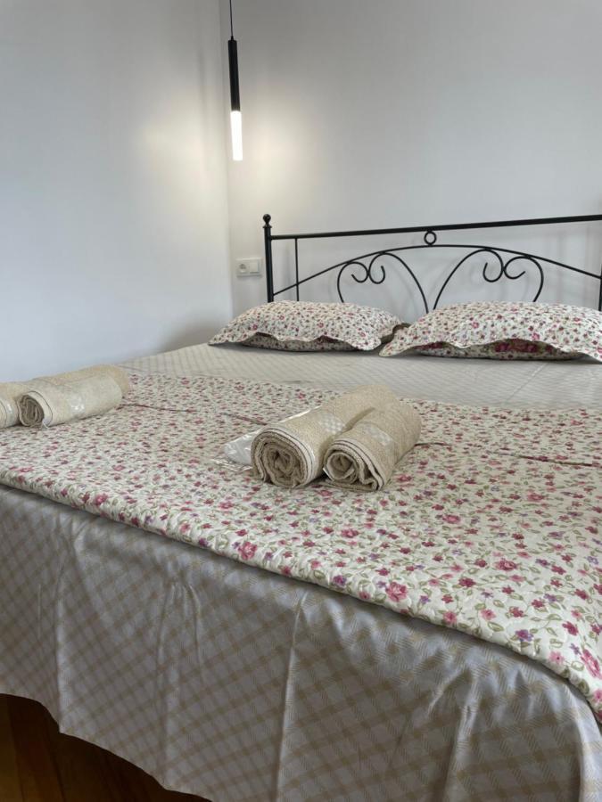 Apartment 2 Minutes From The Sea Batumi Exterior foto